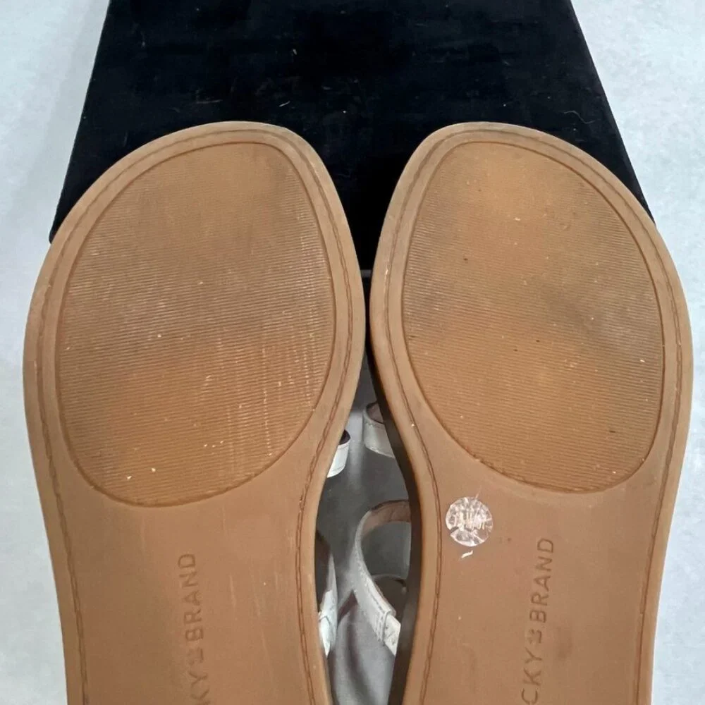 Lucky Brand LK-Elian Leather Strappy Sandals T-Strap White 6.5